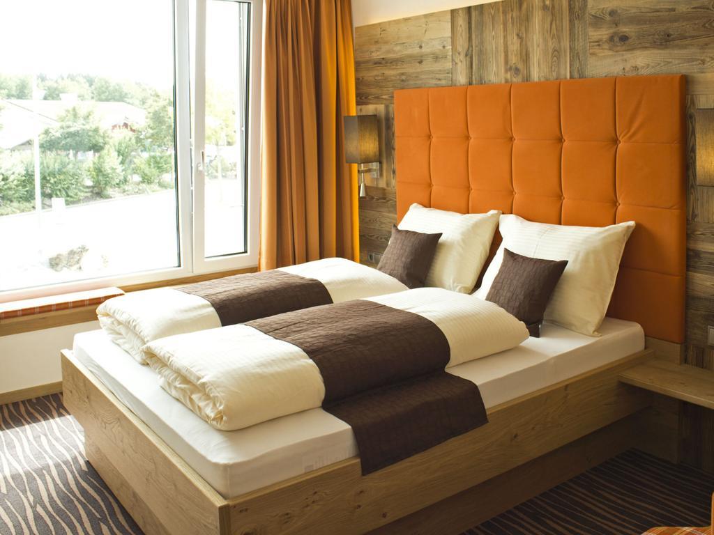 Alpenflair Hotel Buchloe Bilik gambar